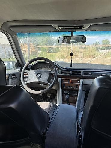 мерс 200 с: Mercedes-Benz W124: 1990 г., 2.3 л, Механика, Бензин, Седан — 5