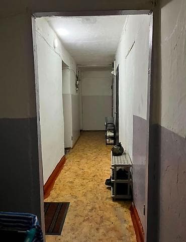 Недвижимость: 1 комната, 11 м², БГУ 104 серия, 1 этаж, Старый ремонт — 2