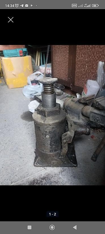 гене: Продаю разное железо.Домкрат поднимает но масло льется.Нужен ремонт — 8