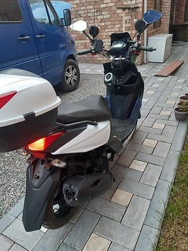 чехлы на скутер: Экспертиза есть. Скутер/мопед 50–150 см³ (классический вариаторный) — 2