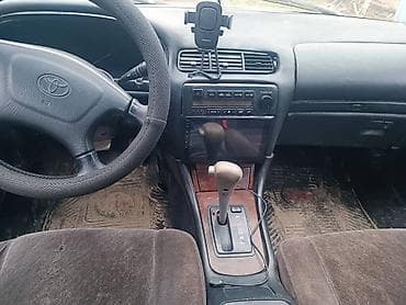 купить диски штампованные r15: Toyota Windom: 1994 г., 2.5 л, Автомат, Бензин, Седан — 7