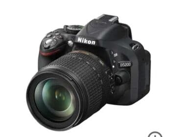 Фотоаппарат Nikon D5200 + вспышка nissin di600 б/у в отличном at lalafo.kg Фотоаппарат Nikon D5200 + вспышка nissin di600 б/у в отличном