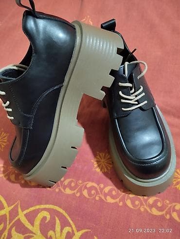 мир обувь: Оксфорды, 36, Andre, Новый, цвет - Черный, Платная доставка, Самовывоз — 1