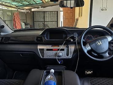 Унаа: Honda Edix: 2005 г., 2 л, Автомат, Бензин — 2
