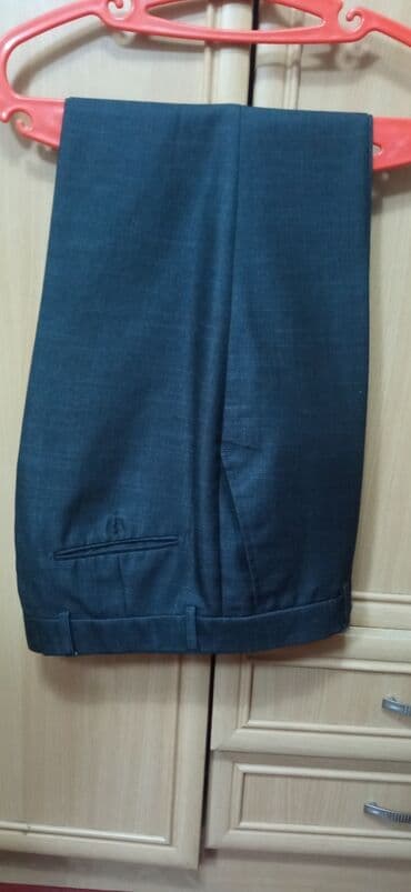 second hend: Продаю мужской костюм одевали пару раз, размер 48-52,состояние — 4