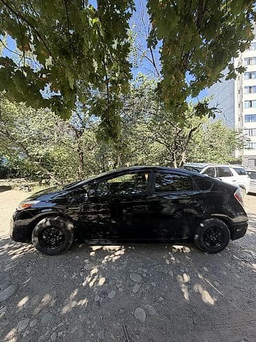 Продажа авто: Toyota Prius: 2014 г., 1.8 л, Автомат, Бензин, Седан — 6