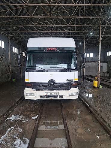 Тягач, Mercedes-Benz, Без прицепа