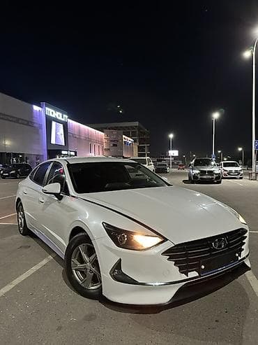 Hyundai Sonata: 2019 г., 2 л, Автомат, Бензин, Седан
