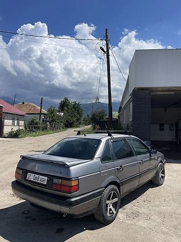 Volkswagen Passat: 1990 г., 1.8 л, Кол менен иштөөчү, Бензин, Седан — 6