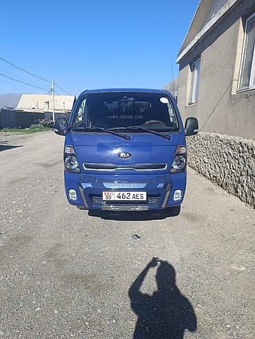 Унаа: KIA Bongo III (тоннажный малотоннажный бортовой грузовик) — 1