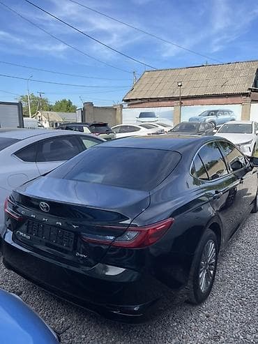 Продажа авто: Toyota Camry: 2024 г., 2 л, Автомат, Гибрид, Седан — 2
