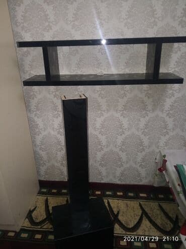 индикаторная стойка: Стойка под телевизор 2000сом — 3