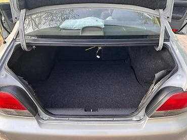 e6 3: Mitsubishi Galant: 1998 г., Ручные, Бензин, Седан — 5