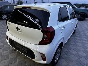 Продажа авто: Kia Morning: 2019 г., Механика, Бензин, Хэтчбэк — 6