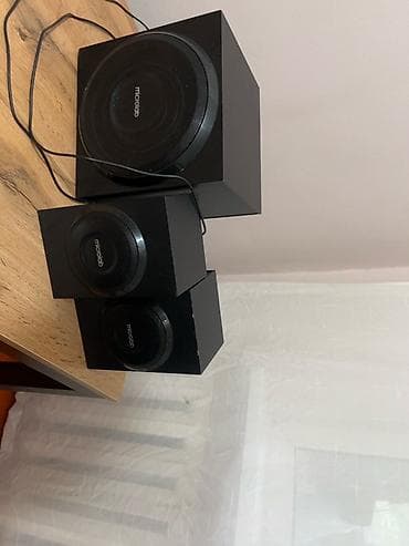 hyperx cloud core: Акустическая система Microlab 2.1 - Комплектация: сабвуфер и две — 2