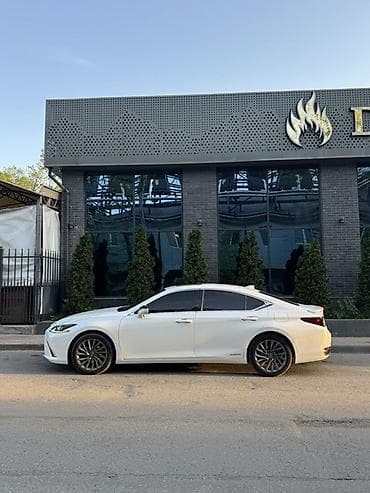 лексус машины: Lexus ES: 2020 г., 2.5 л, Автомат, Гибрид, Седан — 7
