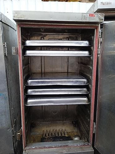 Кафелер, ресторандар үчүн: Продаю пароварки газовые. Каждые по 5000 сом. Новые стоят гораздо — 5