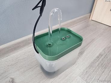 продажа щенков: Фонтан поилка для питомцев на 1.5л. Состояние новой, моей кошке не — 1