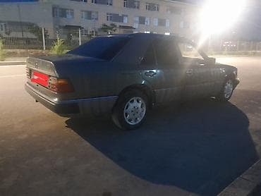 mersedes c: Mercedes-Benz E-Class: 1990 г., 2.3 л, Механика, Бензин, Седан — 2