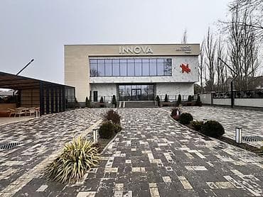 летние: Сдается отдельностоящее коммерческое здание на первой линии по ул — 2