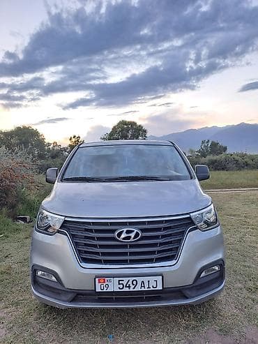 тягач аумен: Hyundai H-1: 2019 г., 2.5 л, Автомат, Дизель — 7