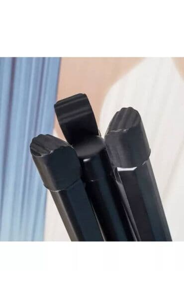 ПРОДАЮ пюпитр для нот(подставка). Абсолютно новый, черный, лёгкий — 17