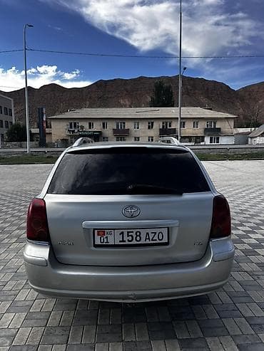 prius plus: Toyota Avensis: 2004 г., 2 л, Механика, Бензин, Универсал — 6