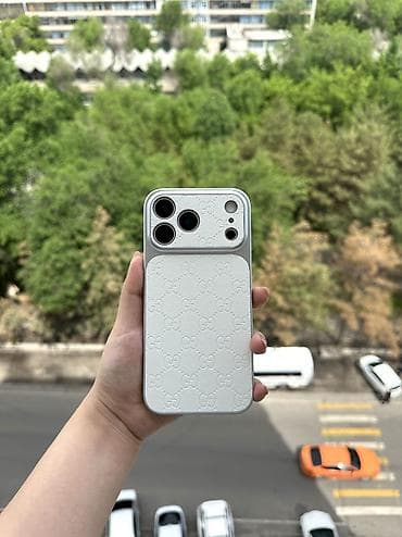 чехол для оружия: Чехол Gucci белый для iPhone 17 Pro Max. Абсолютно новый, в комплекте — 4