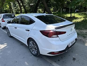 Hyundai Avante: 2019 г., 1.6 л, Вариатор, Бензин, Седан — 5