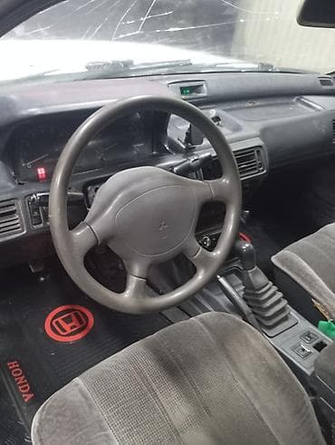 bmw 2002: Mitsubishi Galant: 1989 г., 2 л, Механика, Седан — 1