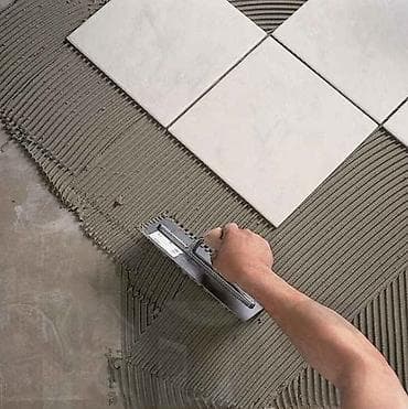 столы для компьютерных клубов: Укладка кафеля и плитки под ключ - Работы в ванных комнатах, на — 4