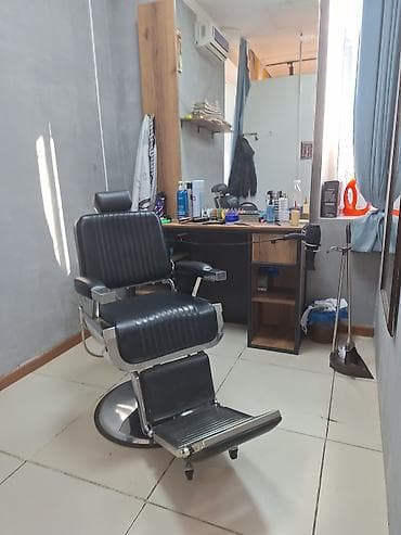 Жарнамалык жабдуулар: Продается!!! Парикмахерское кресло для барбершопа/салона. Состав — 3