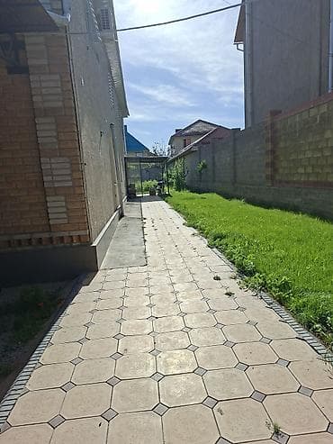 боконбаева панфилова: 120 м², 4 комнаты, Забор, огорожен — 7