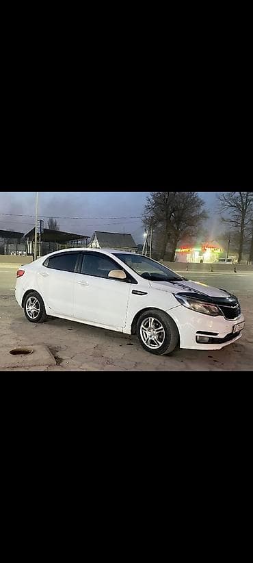 Kia Rio: 2017 г., 1.6 л, Автомат, Бензин, Седан