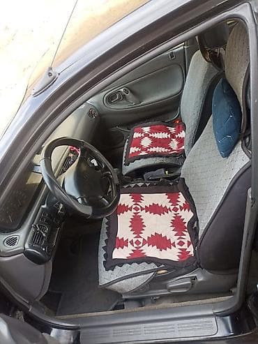 mazda 623: Mazda 626: 1995 г., Механика, Седан — 8
