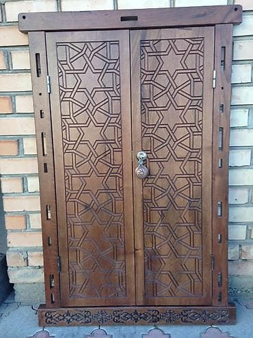 юрта сувенир: Продается юрта. Размеры: Диаметр 6 метров, 85 баш, 6 канат. Деревянные — 2