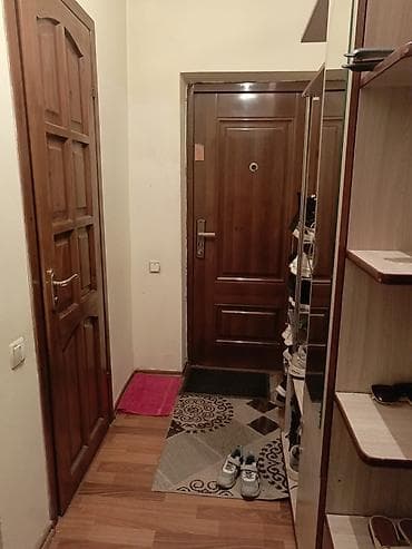Батирлер: Молодая гвардия Баянова сдаётся квартира для девушек в квартире есть — 3