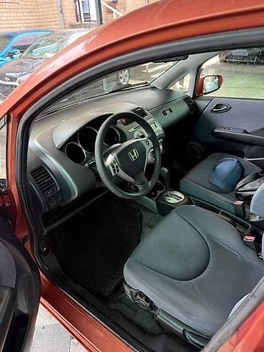 Транспорт: Honda Jazz: 2007 г., 1.4 л, Автомат, Бензин, Хэтчбэк — 3