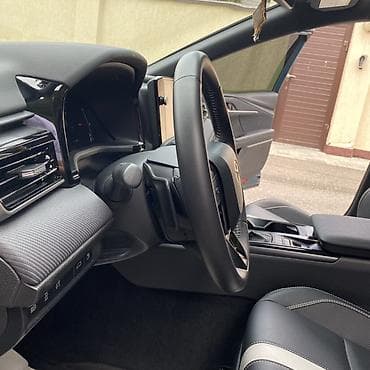 vin code: Toyota Camry: 2024 г., 2.5 л, Автомат, Гибрид, Седан — 7