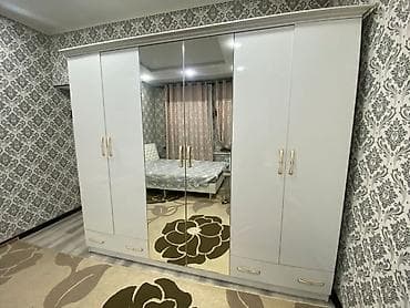 Спальный гарнитур, Б/у, Двуспальная кровать, цвет - Белый