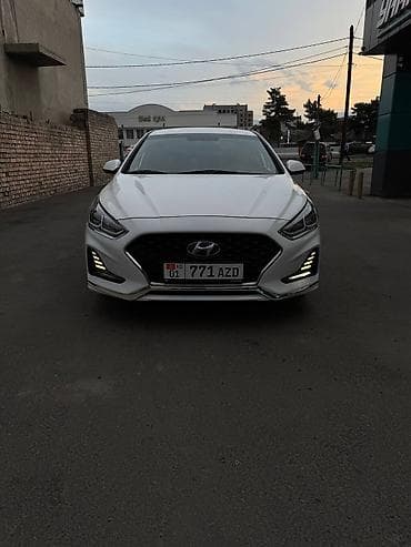 Hyundai Sonata: 2022 г., 2 л, Автомат, Газ, Седан