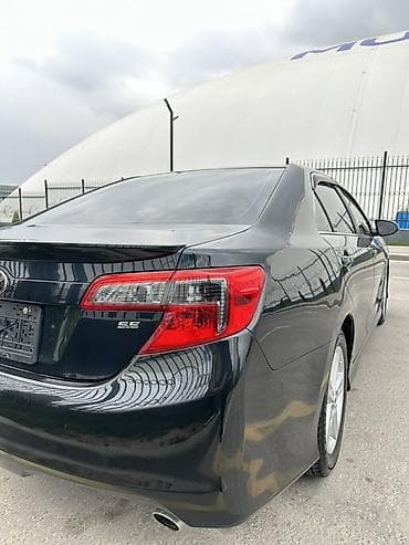 малометражка машина: Toyota Camry: 2012 г., 2.5 л, Автомат, Бензин, Седан — 4