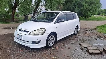 симёрка машина: Toyota Ipsum: 2004 г., Минивэн — 1