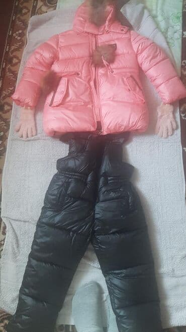 мусулманский одежда: Продаётся совершенно новая зимняя куртка с комбинезоном на 3-4-5 — 2