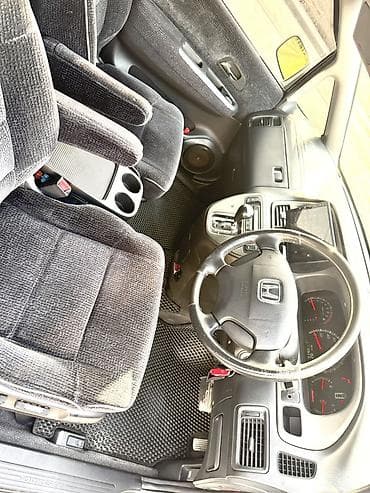 на вариант: Honda Odyssey: 2003 г., 2.3 л, Автомат, Газ, Минивэн — 5