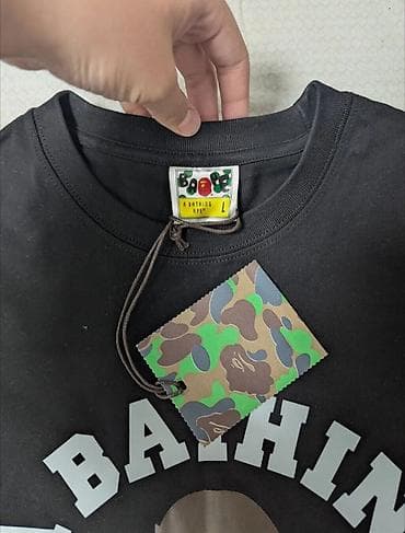 Футболки: Продается абсолютно новая футболка Bape, ни разу не носилось, все — 2