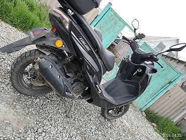 р14 17565: Скутер/макси-скутер с яркой Х‑образной светодиодной оптикой и высоким — 8