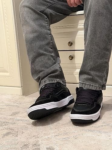 туфли югославия: Мужские кроссовки, 44, Vans, Новый — 10