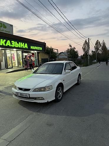 Унаа сатуу: Honda Accord: 2000 г., 1.8 л, Автомат, Бензин, Седан — 2