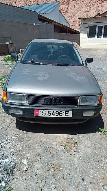 Audi 80: 1989 г., Механика, Седан